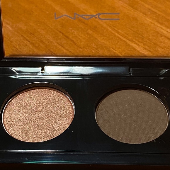 🎉HP🎉 MAC Eye Shadow Palette - Picture 6 of 16